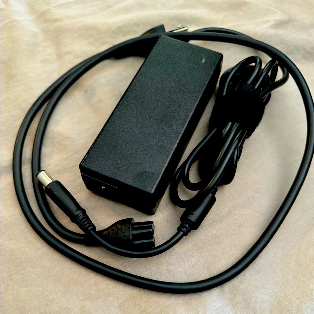 Dell Laptop Power Adapter with Cable